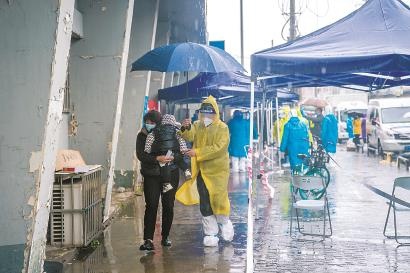 上海社区基层防疫一线安全高效有序做好疫情防控工作