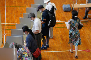 日本自民党参院选举大胜