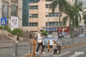 深圳交警通报外卖员被车撞后遭碾压