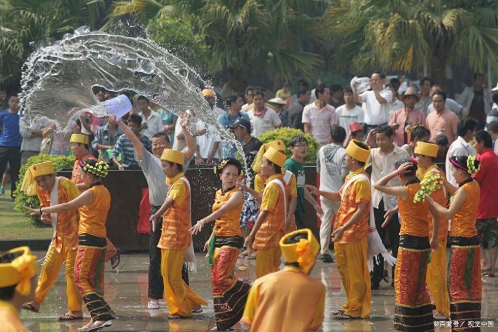 泼水节是哪里的节日，傣族泼水节的风俗和寓意
